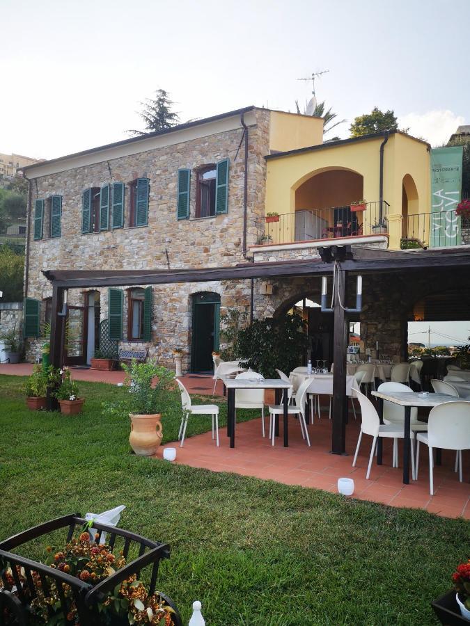 Villa Govi Диано-Кастелло Экстерьер фото